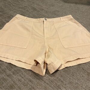 Universal Thread Women's Butter Yellow Shorts - Never Worn